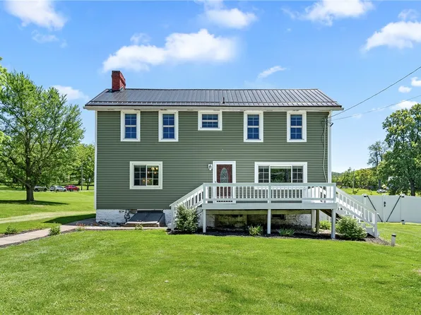 242 Hopwood Coolspring Rd, Hopwood, PA 15445