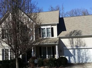 2302 Phlox Ct, Charlotte, NC 28213