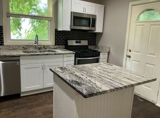 552A E Linus St, Milwaukee, WI 53207