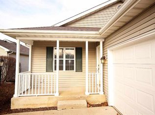 3948 Pelican Way, South Bend, IN 46628