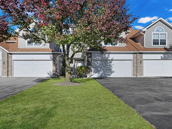 13316 W Heiden Cir, Lake Bluff, IL 60044