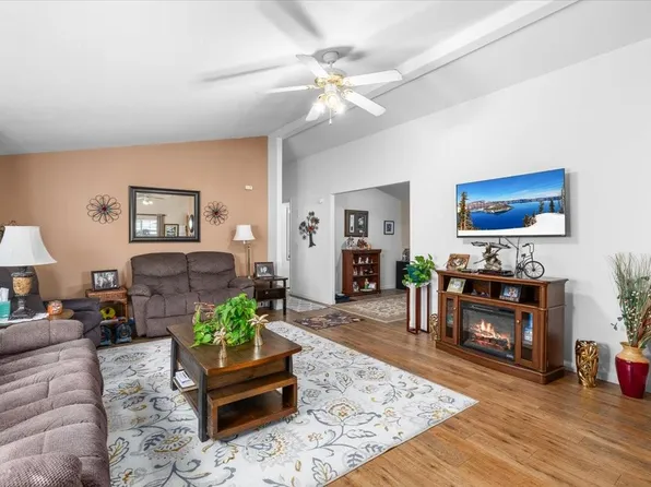 356 Marian Ave #40, Central Pt, OR 97502