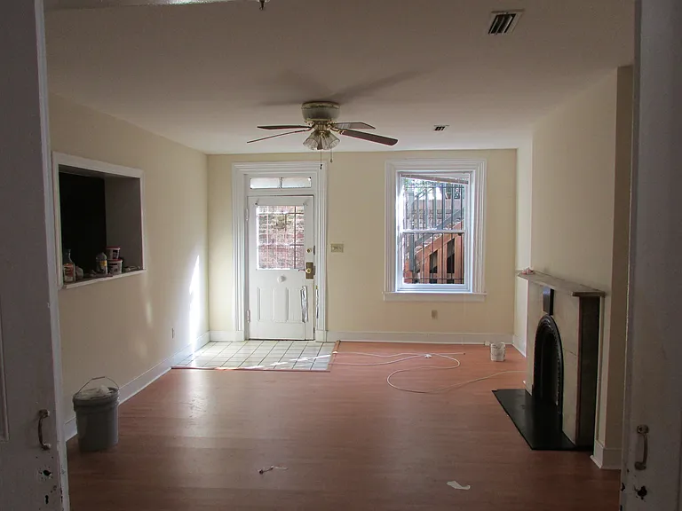 17 E Grace St #A — Photo 1