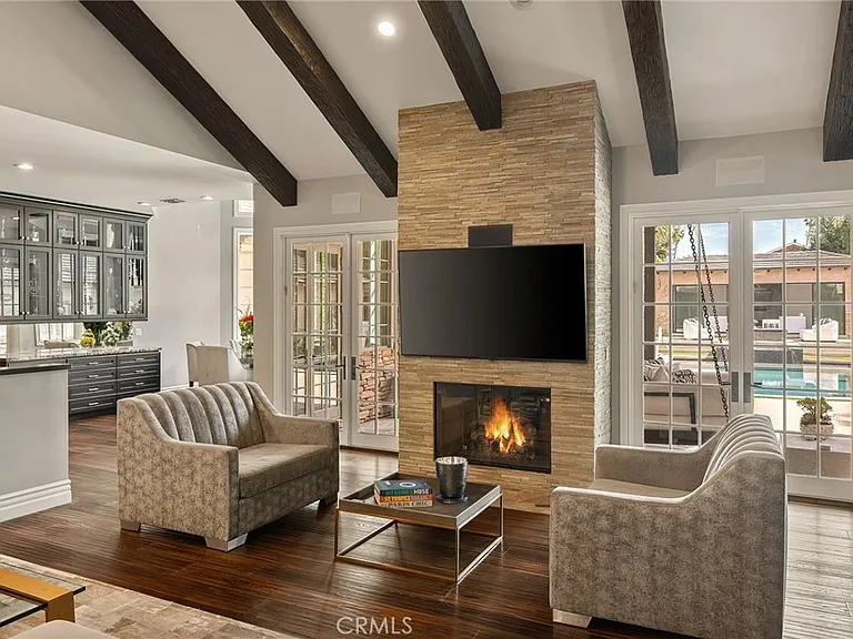 4816 Gloria Ave — Photo 32