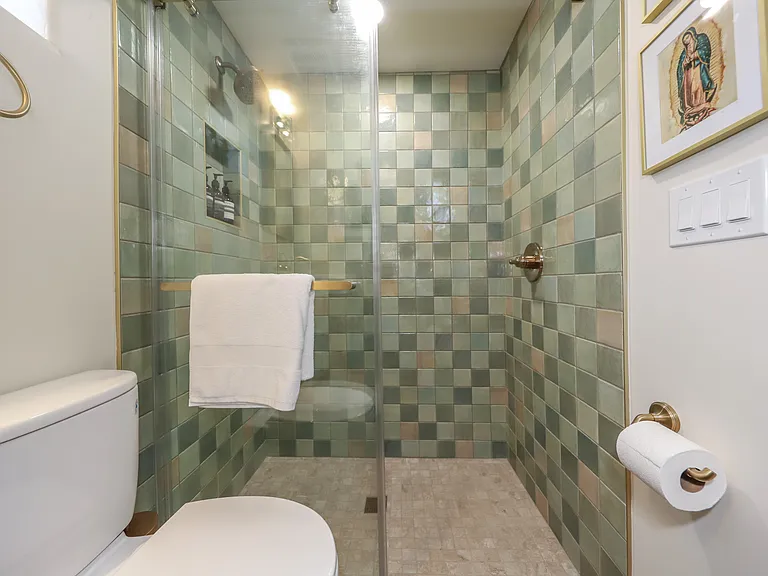 144 N Melwood Ave #2 — Photo 26