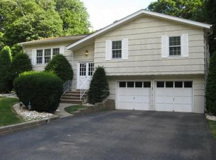 3 Summit Ave, Budd Lake, NJ 07828