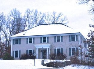 90 Hoyts Wharf Rd, Groton, MA 01450