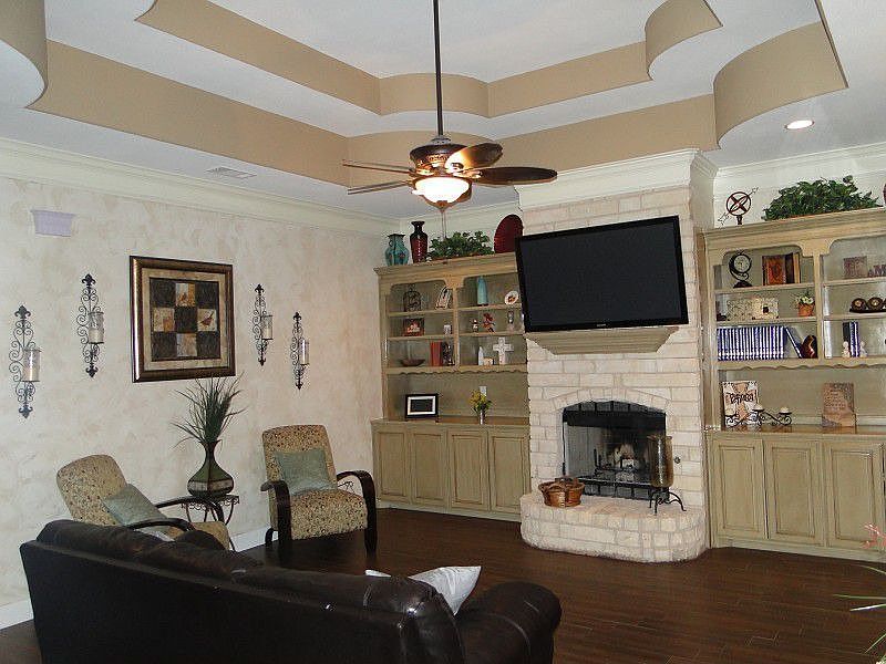 2nd image of 3307 Feldspar Ln