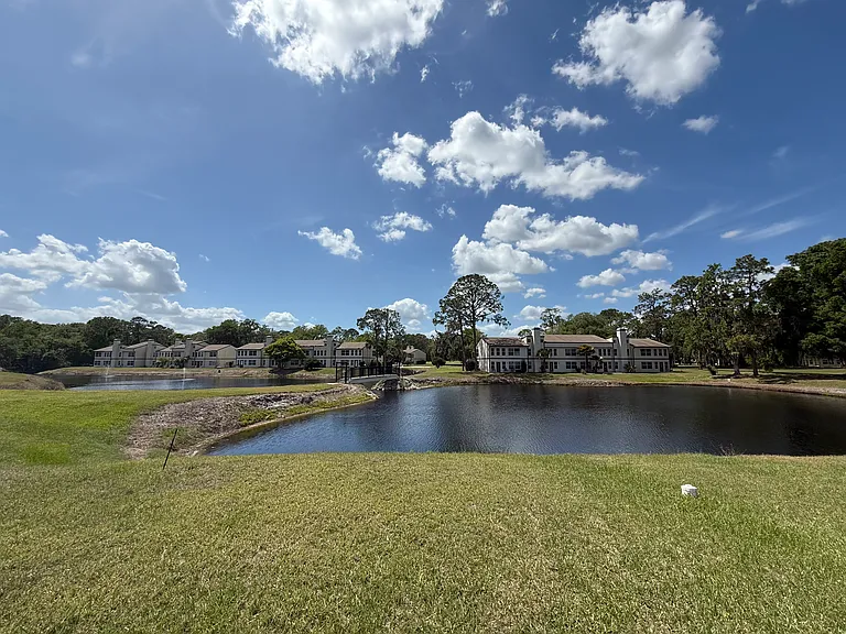 15203 Sandalwood Dr #203 — Photo 37
