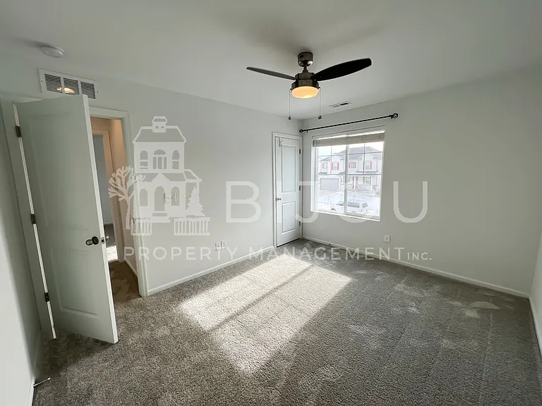 5250 Makalu Dr — Photo 11