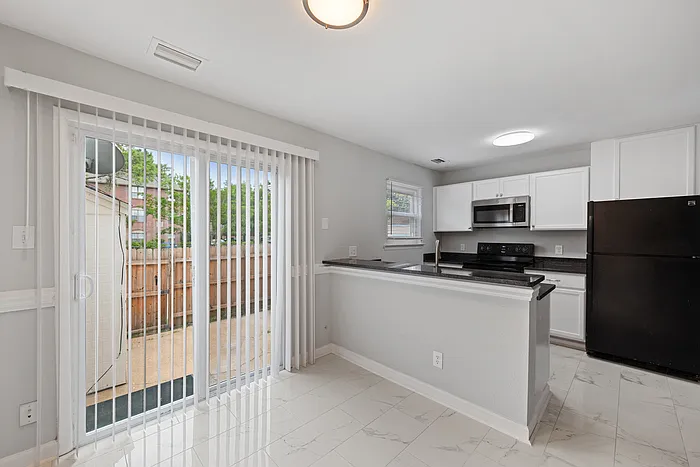 253 Greenbrier Ave — Photo 6