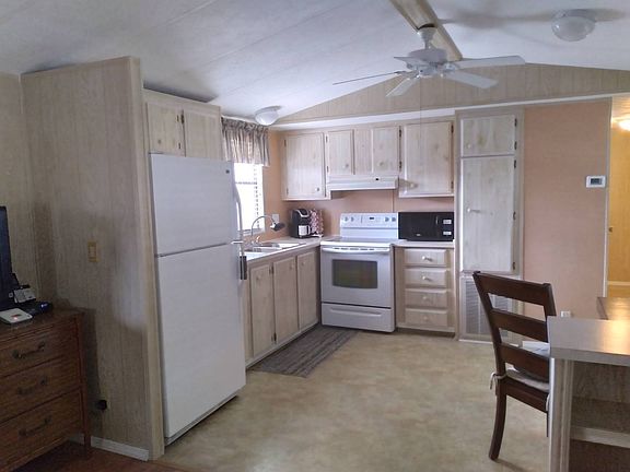 2nd image of 5200 28th St N Lot 620