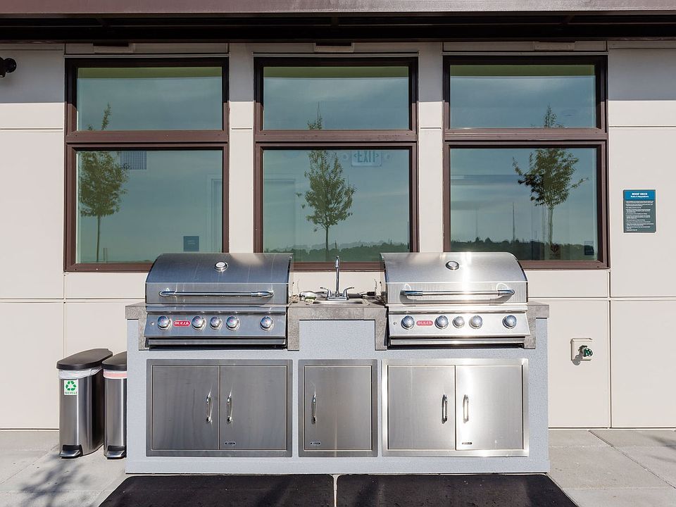 1st image of 2201 Eastlake Ave E #509