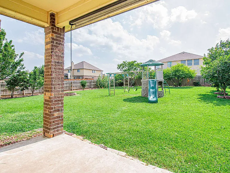 6509 Creek Land Rd — Photo 32