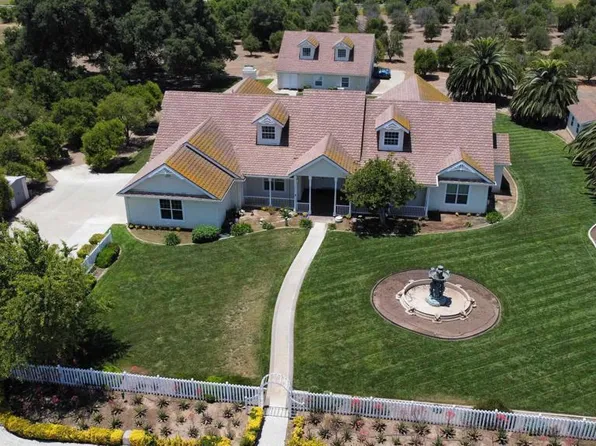 29044 Husted Pl, Valley Center, CA 92082