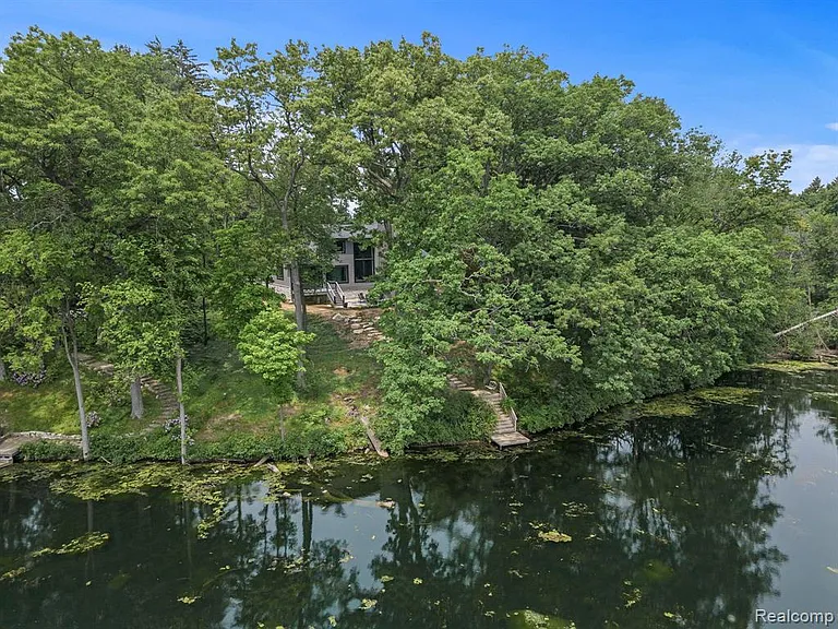 3511 Lakecrest Dr — Photo 11