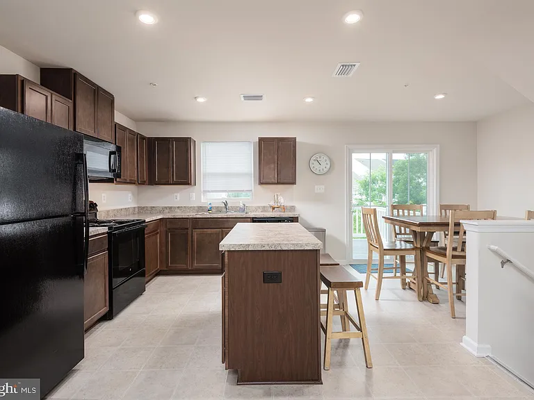 311 Yellow Bill Ln — Photo 18