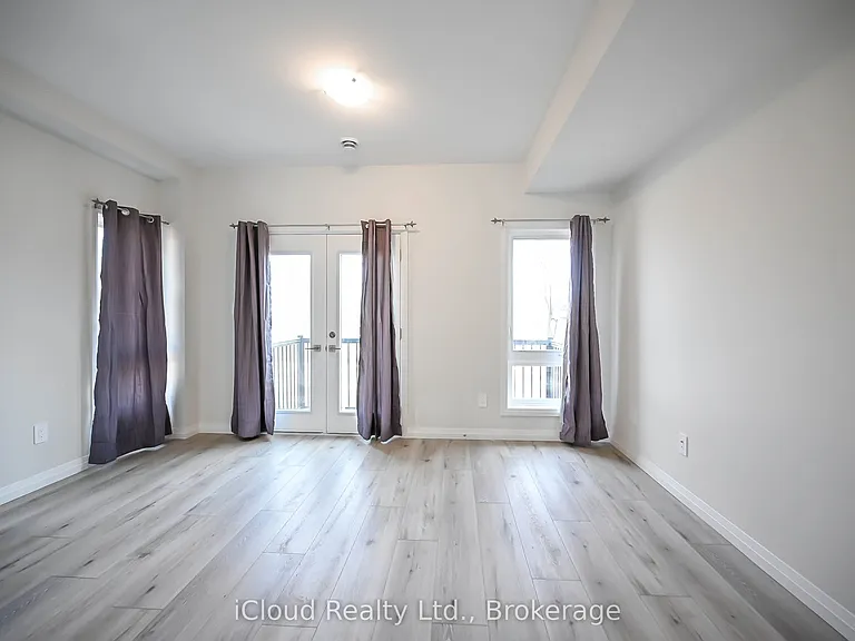 720 Grey St #58 — Photo 10