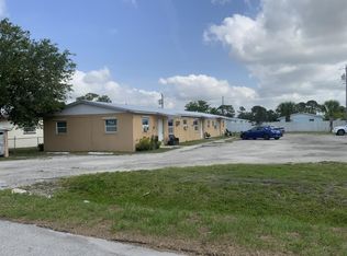902 S 15th St, Fort Pierce, FL 34950