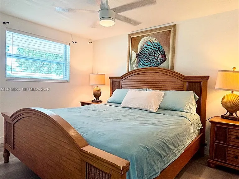 5809 Sullivan Rd — Photo 8