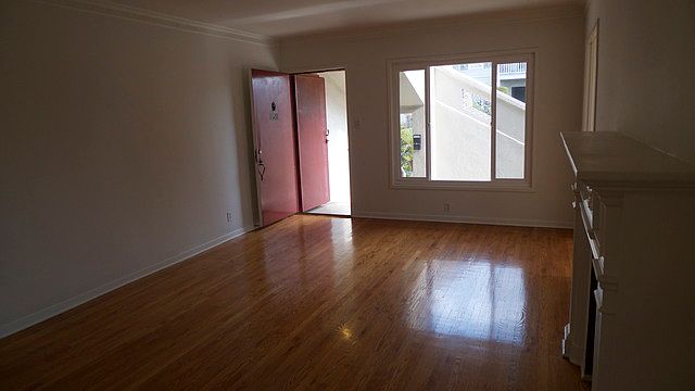 1st image of 951 Alandele Ave