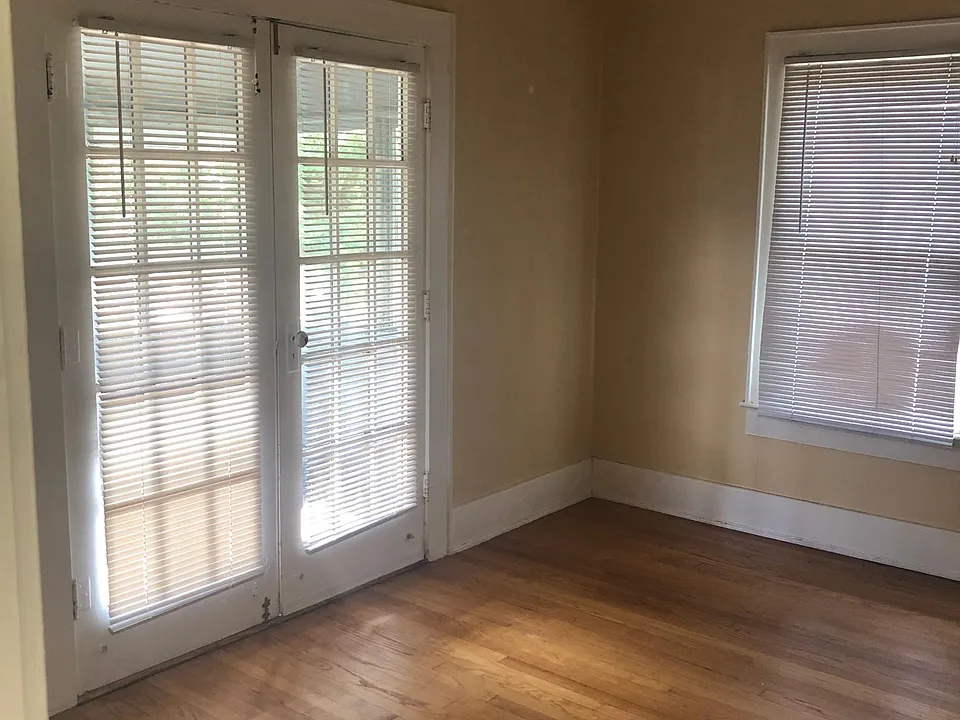 Living area with screen porch