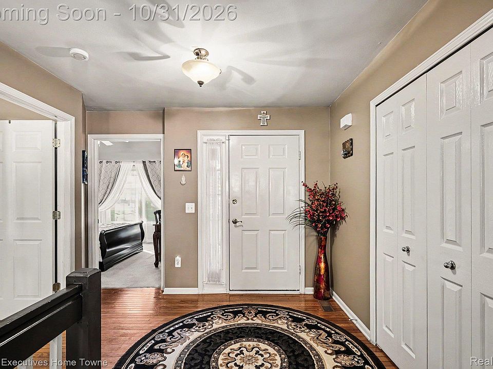 11429 Patricia Ct, photo 4