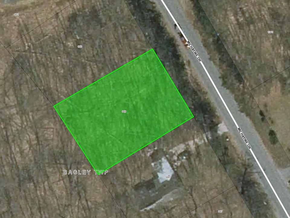 2nd image of 949 Michaywe Dr
