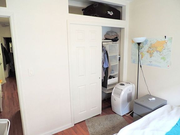 5th image of 46 Allen St APT 4C
