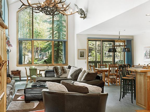 4th image of 29 Highlands Ln #2