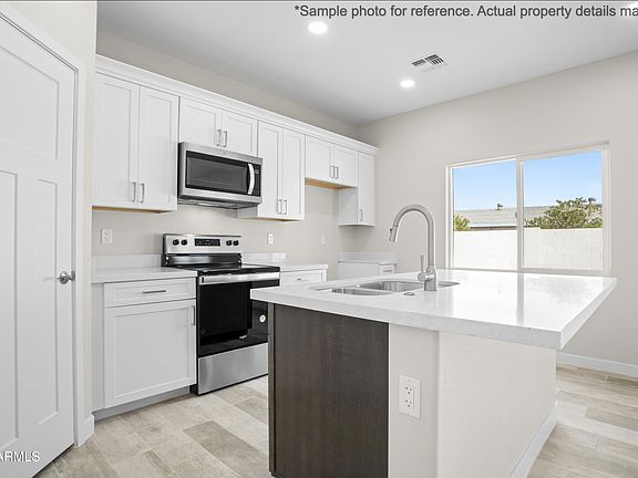4th image of 10947 W MALIBU Circle