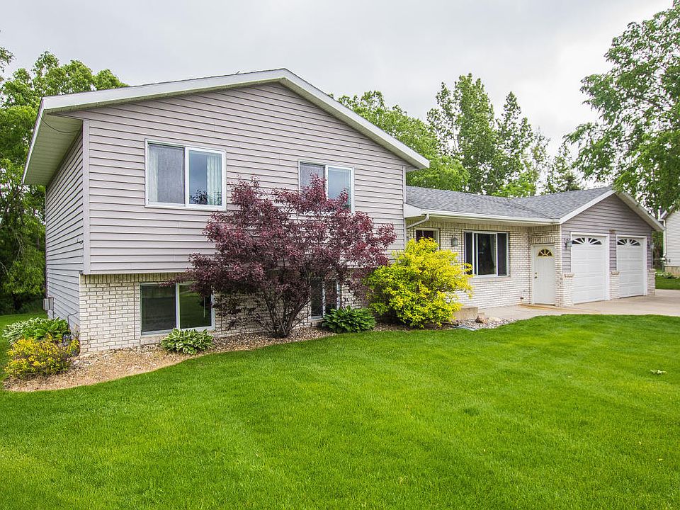 1st image of 1507 Mc Auliffe Pl NW