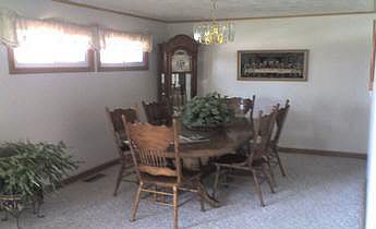 5th image of 1010 E Baker St