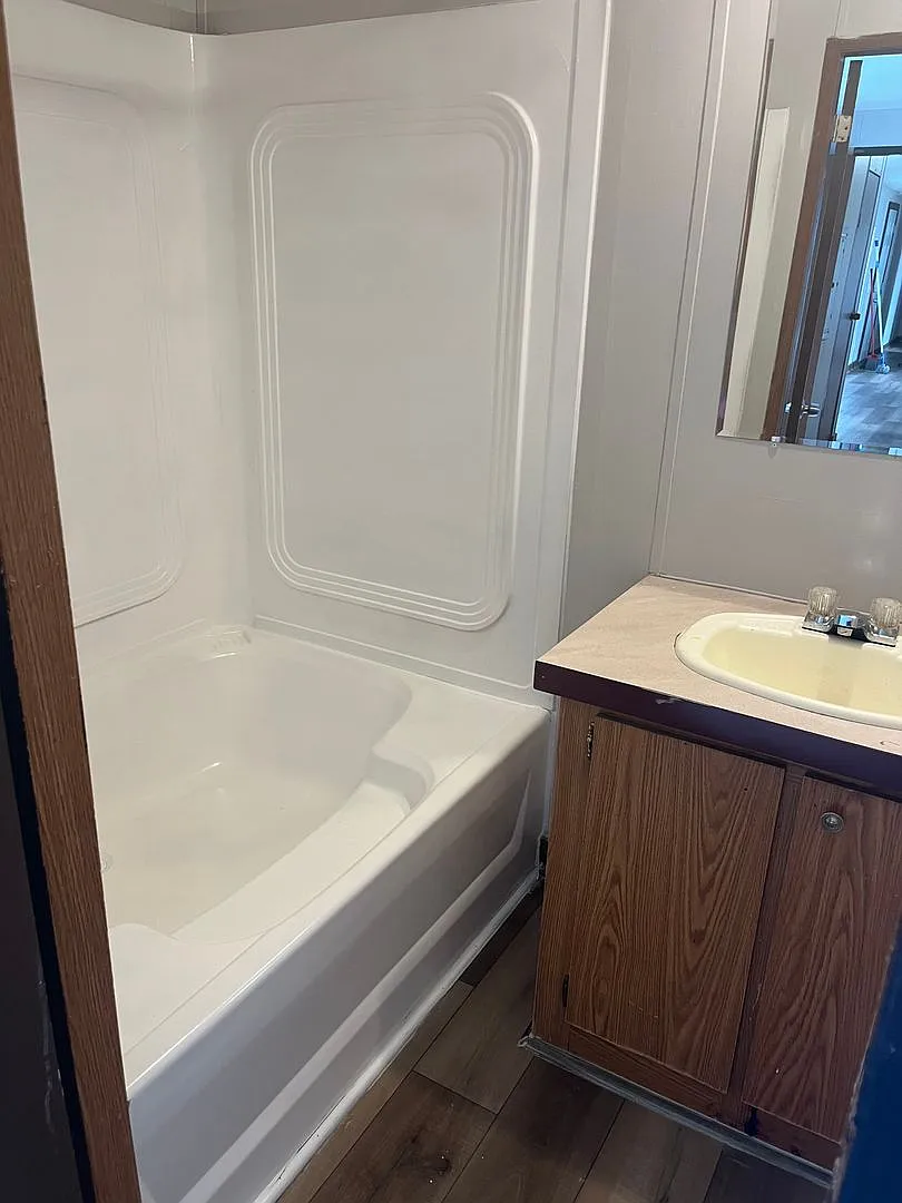 Marble City Mobile Home Park — Photo 4