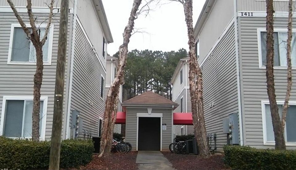 1st image of 1411 Collegiate Cir APT 104