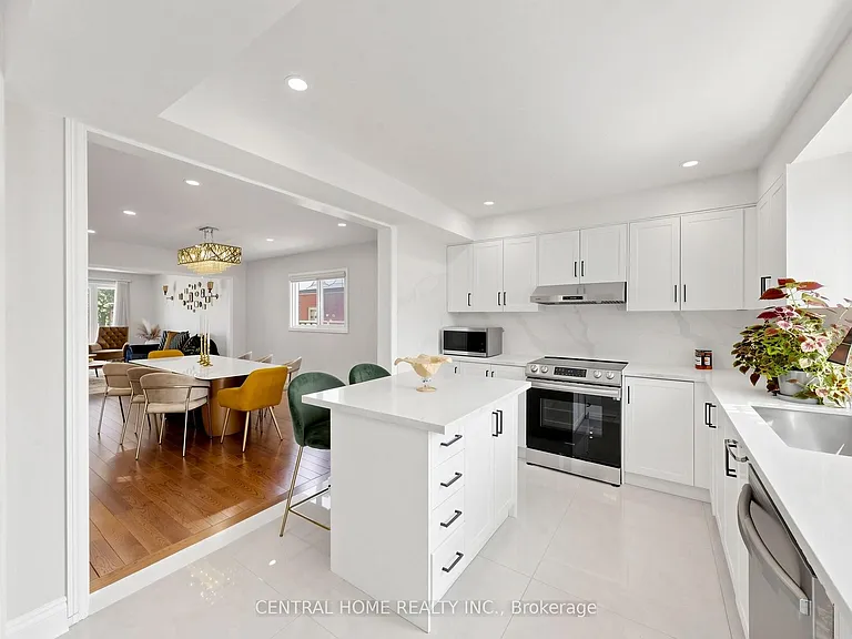 48 Ballard Cres — Photo 12