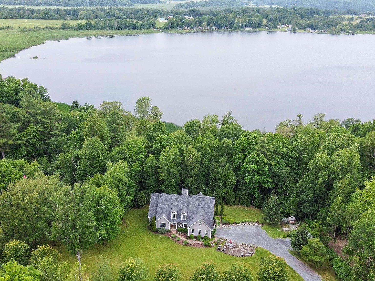 103 Lakeview Drive, North Ferrisburgh, VT 05473 Zillow