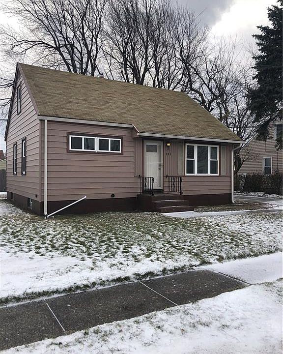 1st image of 243 Currier Ave