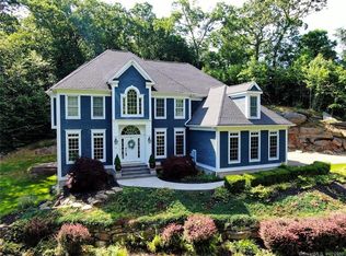 34 Fawn Run, Glastonbury, CT 06033