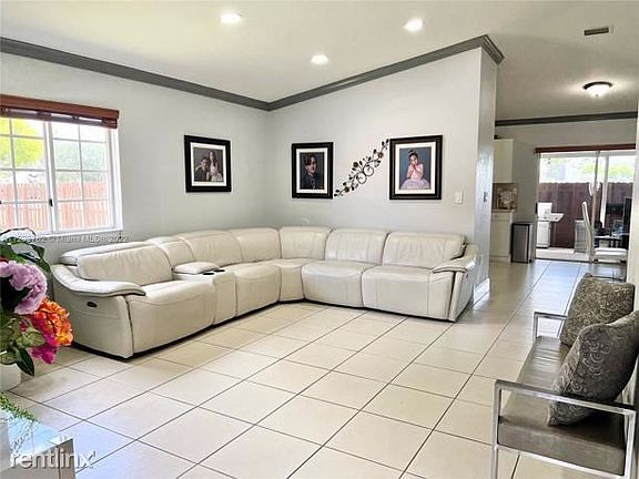 4th image of 5821 SW 162nd Ct #0