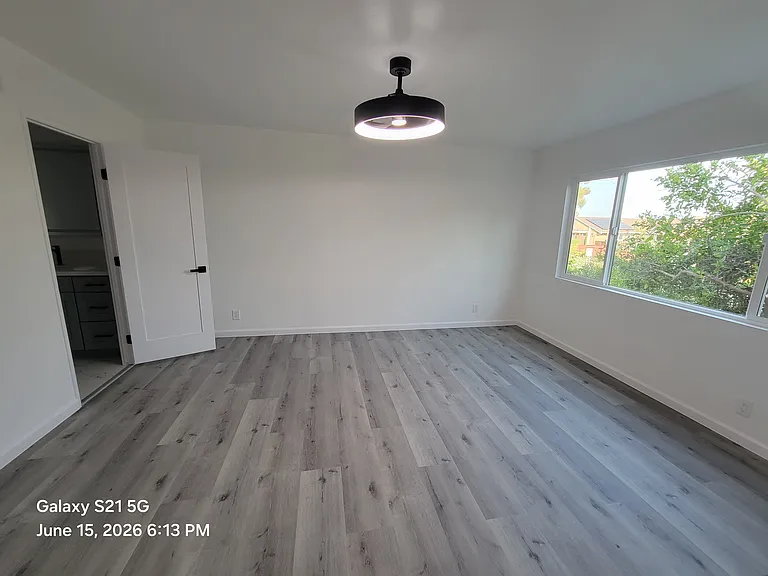 13010 Avenida Del General — Photo 6