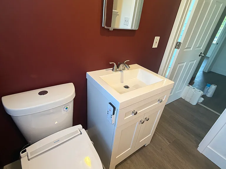 1410 Cherry Aly — Photo 9