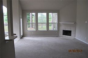3rd image of 32714 Westwood Square West Dr