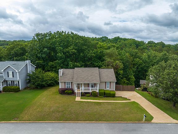 3rd image of 6103 Hunter Crest Dr