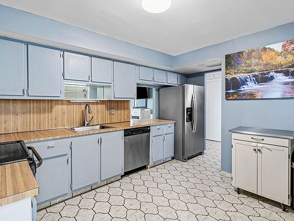 2nd image of 6000 NW 2nd Avenue #339
