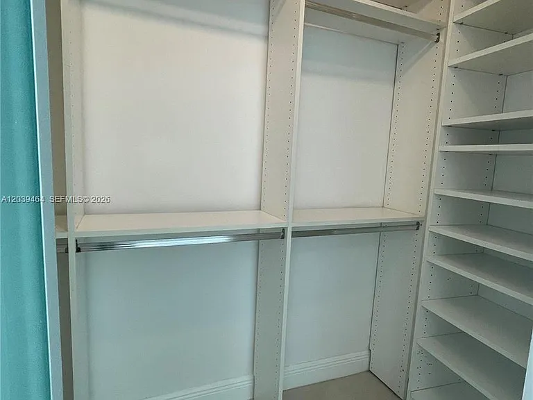350 S Miami Ave #1913 — Photo 9