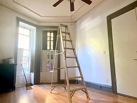 3rd image of 348 Lafayette Ave