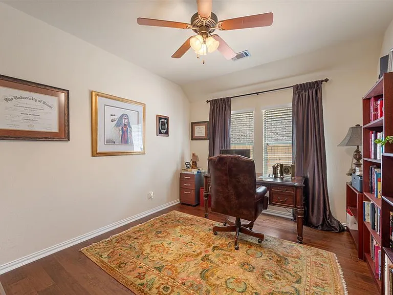 2748 Marshall Trl — Photo 7