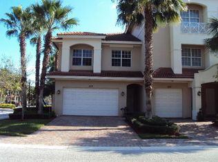 5114 Artesa Way W, Palm Beach Gardens, FL 33418