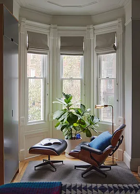 Sold by Compass | media 21